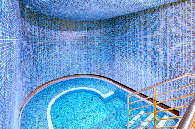 kimpton bem budapest hotel plunge pool with blue tiles