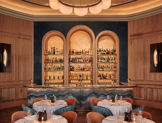 bar area with arches in london restaurant 