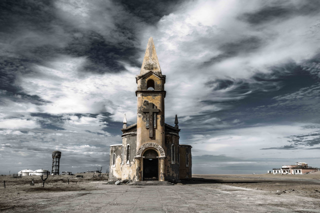ghost town in Angola