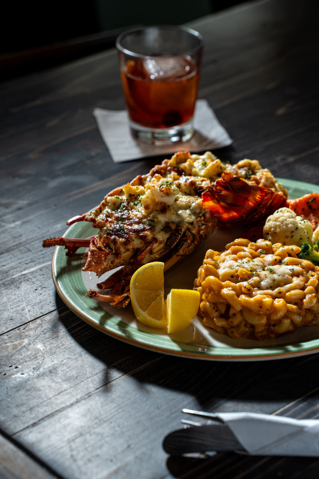 lobster and mac dish in bermuda