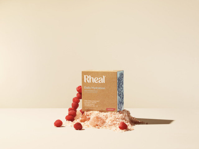 hydration sachet box with pink salt and raspberries