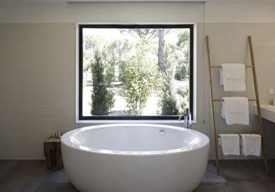 9 sublime comporta bathtub c nelson garrido scaled.