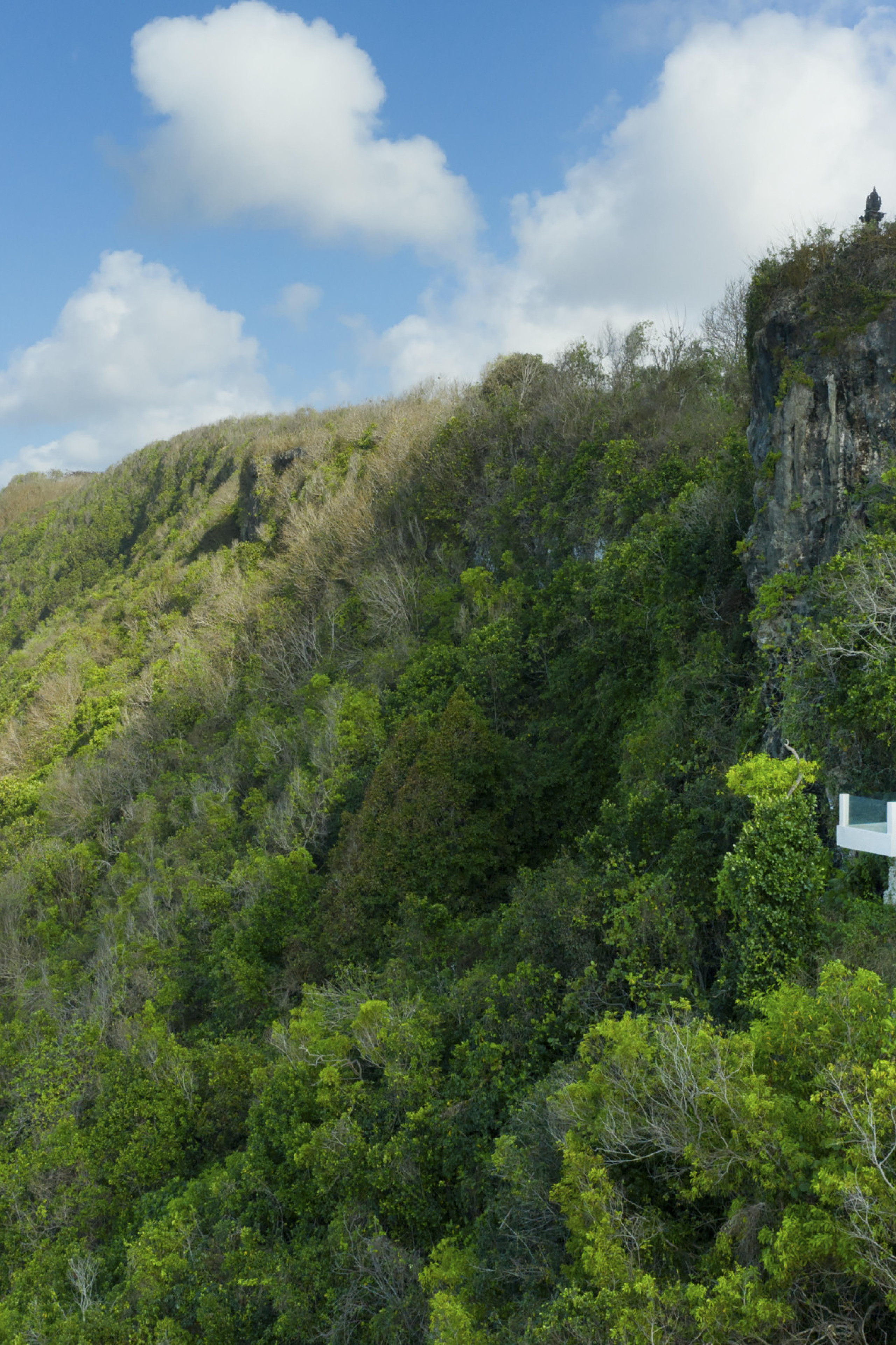 alila-villas-uluwatu---cliff-edge-spa---aerial-.JPG