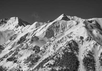 Snowy mountains in aspen.