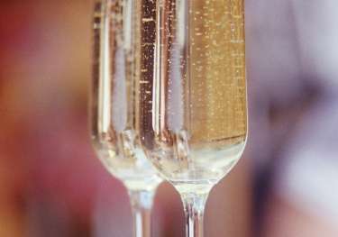 Two glasses of fizz.