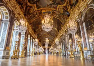 Hall of mirrors ceiling jules hardouin mansart charles.