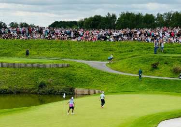 Crowd watching the PGA Chrmpionship.