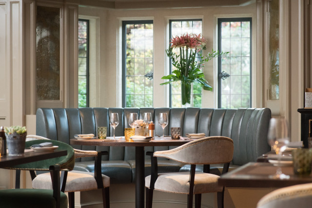 grey's restaurant at whatley manor