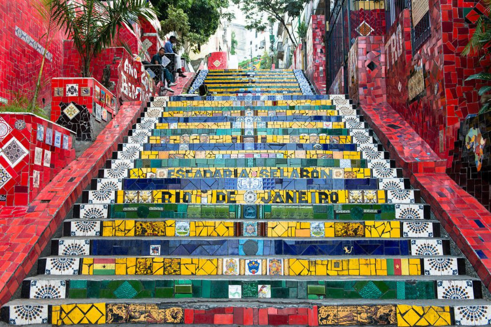 Lapa coloured steps