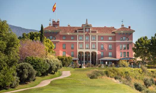 View of anantara villa padierna palace hotel.