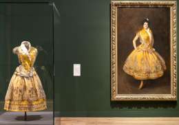 9.  sargent and fashion installation view with la carmencita, c.1890 and costume. photo (c) tate (jai monaghan)) copy.