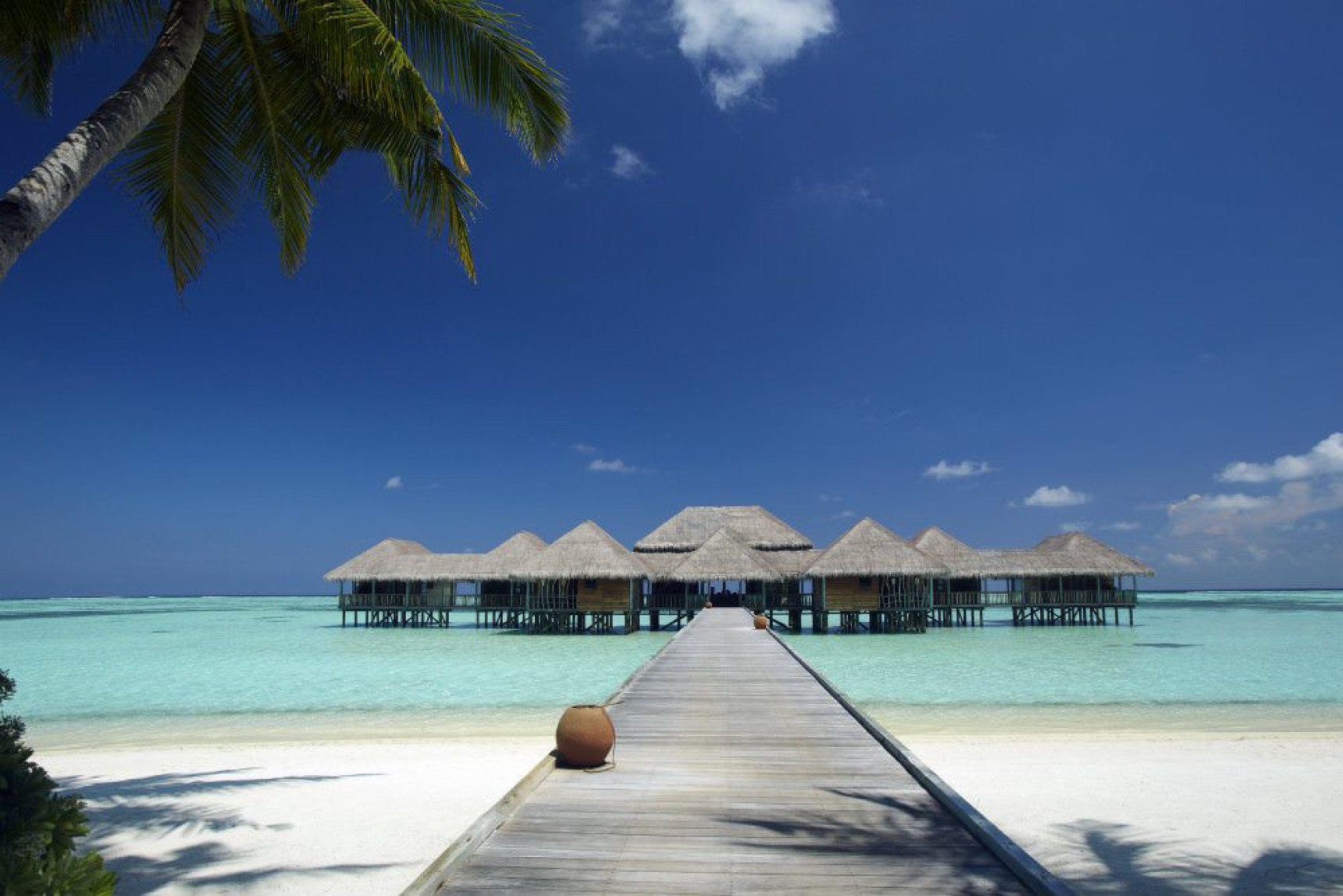 Gili Lankanfushi – a sanctuary hidden from the world hut in ocean beach