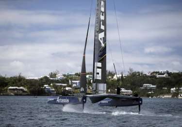 Americas cup boat race.