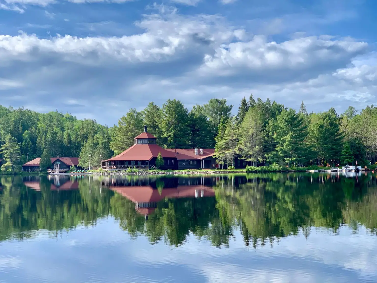 Hotel review: Arowhon Pines in Algonquin · The Sybarite