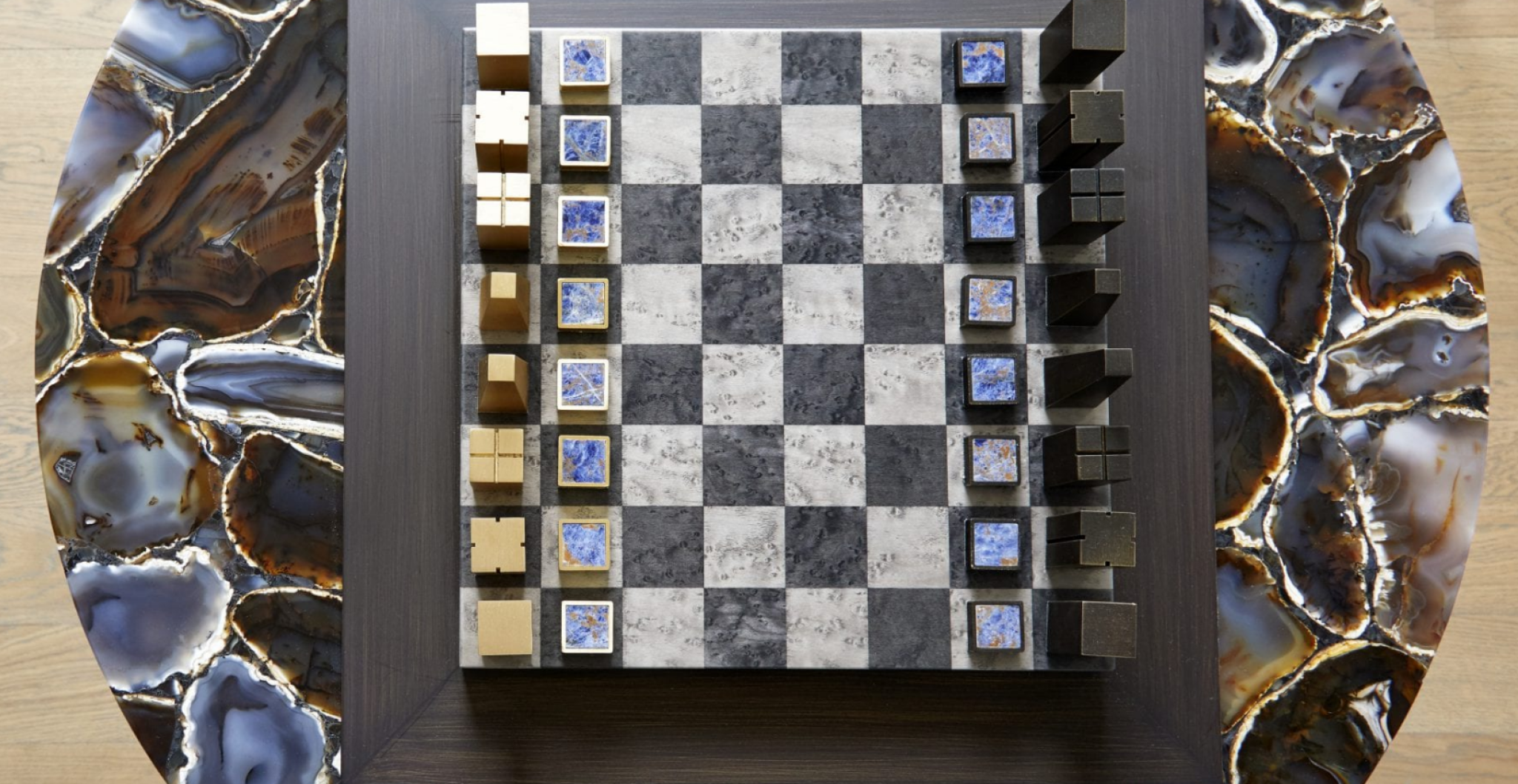 Chessboard feature.