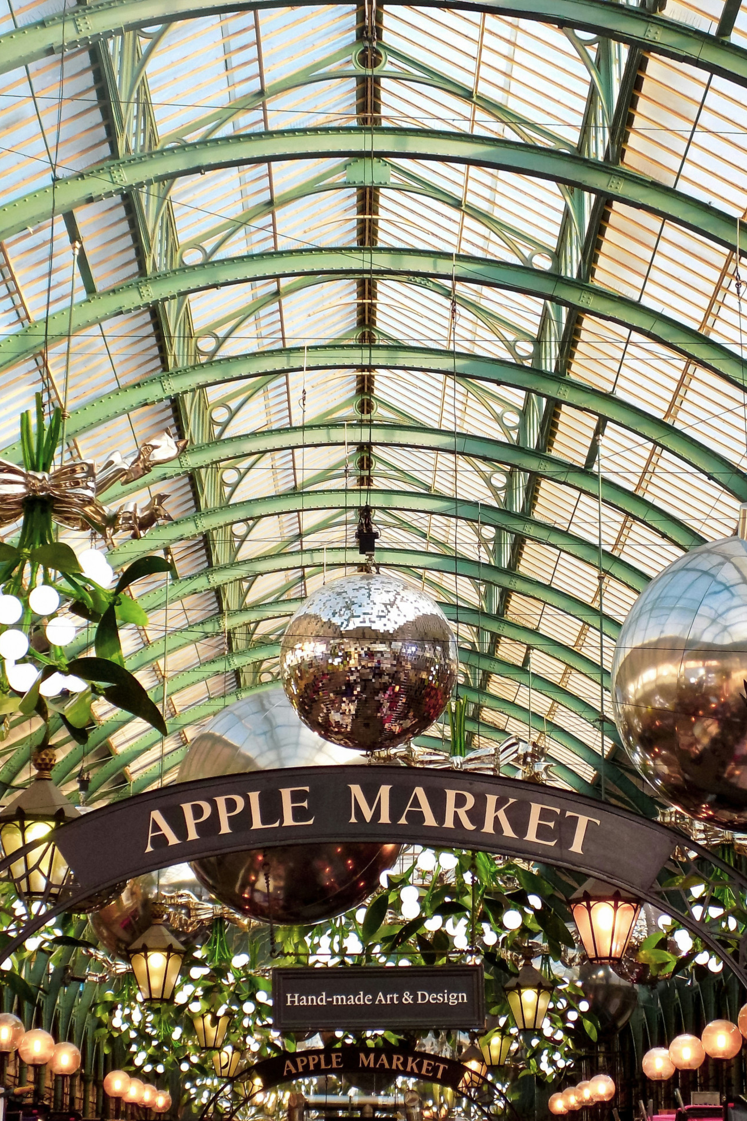 covent garden in London with christmas decorations