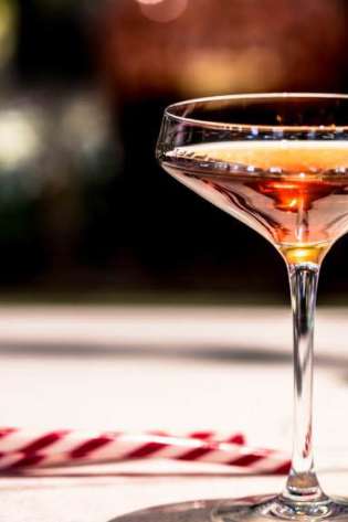 Christmas martini cocktail recipe.