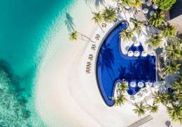 Conrad maldives_aerial_beauty shot_rangali finolhu island main pool_hero_credit justin nicholas hi res copy.