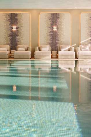 Coworth park indoor swimming pool .