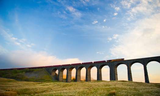 Golden lion viaduct in yorkshire .