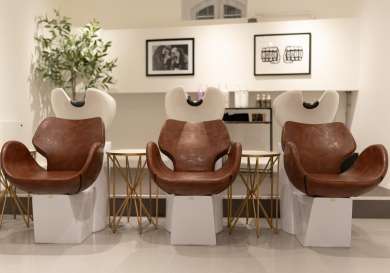 Hadley yates salon1.
