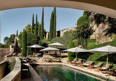 Hotel crillon le brave piscine.