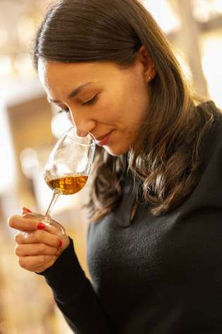 House_of_hazelwood_hedonism_lifestyle_photography_blending_sessions_web_resolution (17) 2.