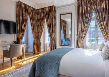 Hotel bedroom in porto.