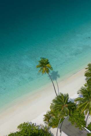 Ishan seefromthesky jpflthmqfek unsplash.