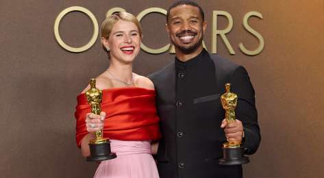 Jessie buckley and michael b jordan at the oscars.