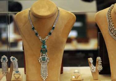 Jewellery auction.