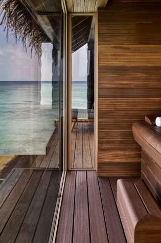 Joali spa by espa overwater sauna .