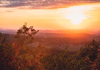 Sunset in cherokee national forest .