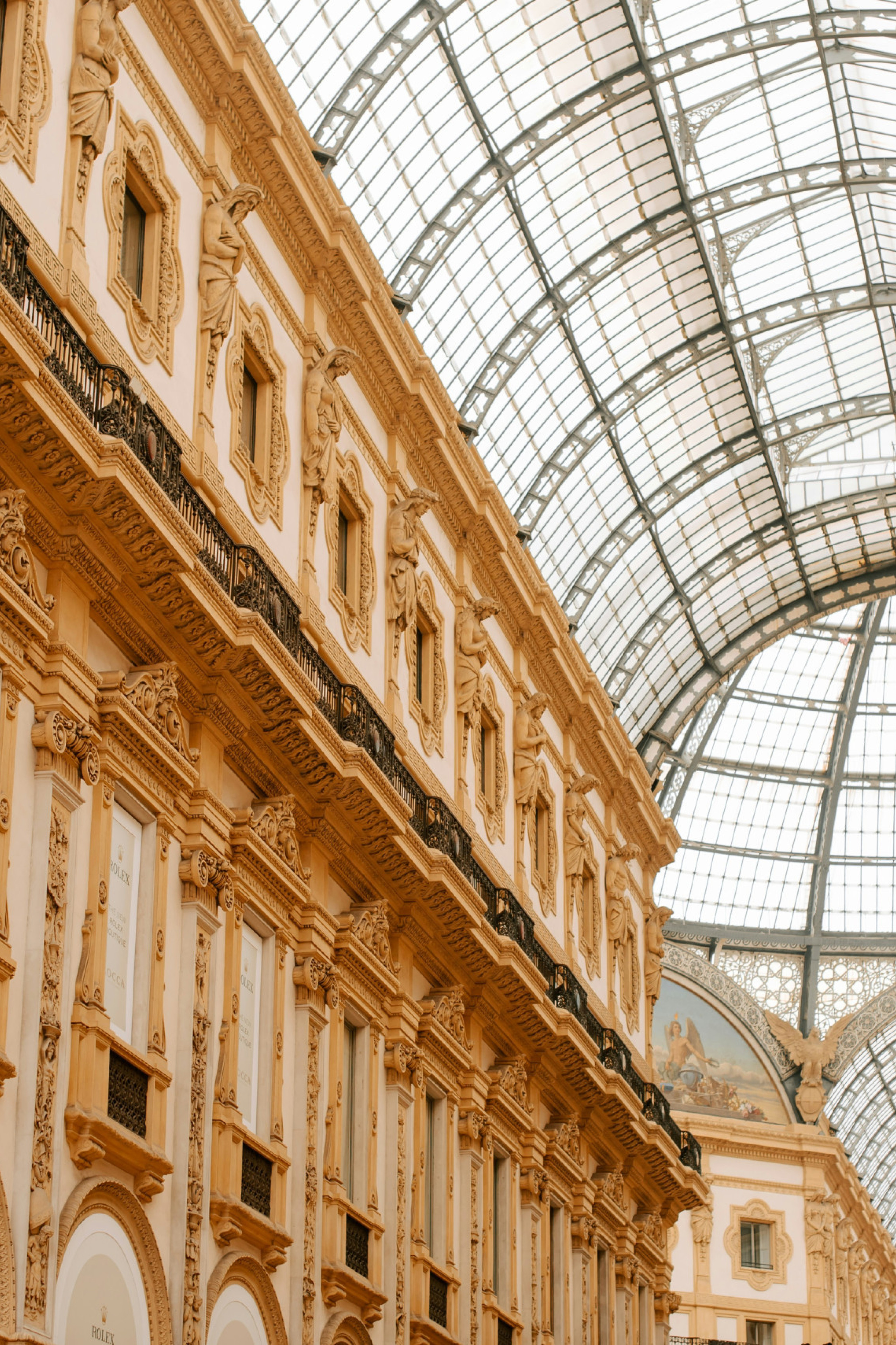shopping mall ceiling in Milan