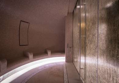 Ladies steam room_ub4vr.