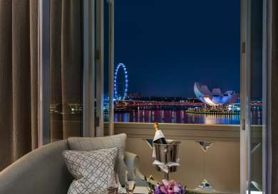 Marina bay view room (2).