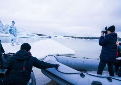 Moncler adv campaign fw 17 18_bts 5 1024x683 e1516309513602.