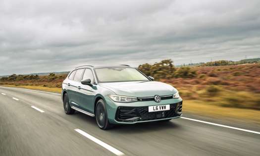 Vw-passat-ehybrid-car.