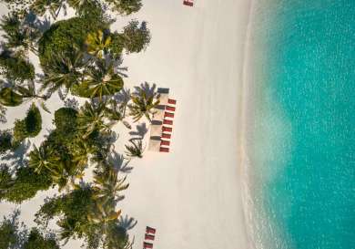 Patina_maldives_villa_fari studios_beach_aerial.