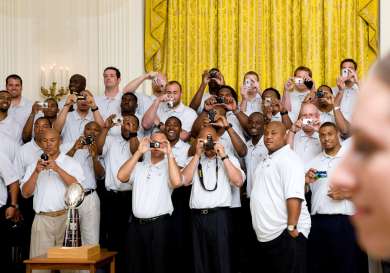 Pittsburgh_steelers_white_house_2009.