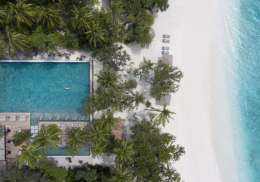 Pool aerial vakura maldives.