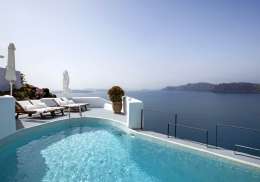 Santorini traditionalism   ikies hotel review pool.