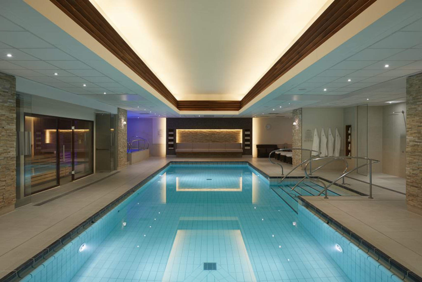 the-landmark-hotel-pool-spa