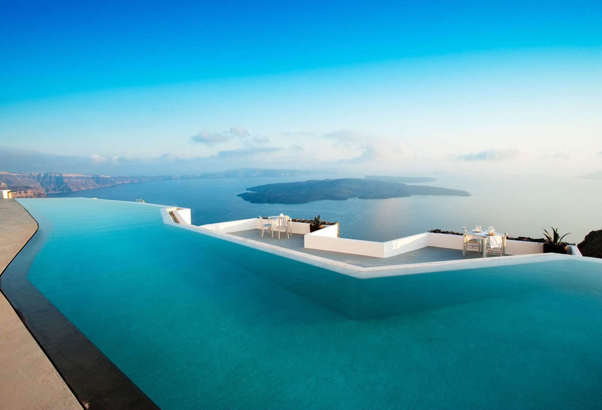 Santorini-modernity---grace-hotel,-an-auberge-resorts-collection-pool.