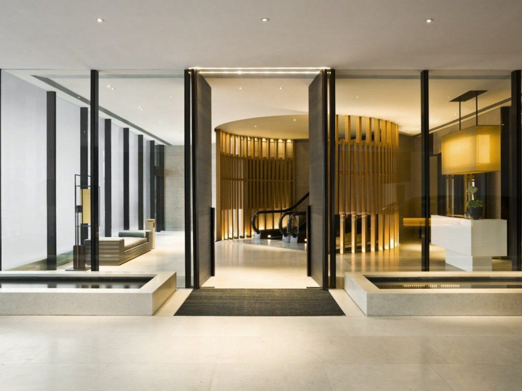 The Upper House – the definitive luxury living hotel in Hong Kong lobby