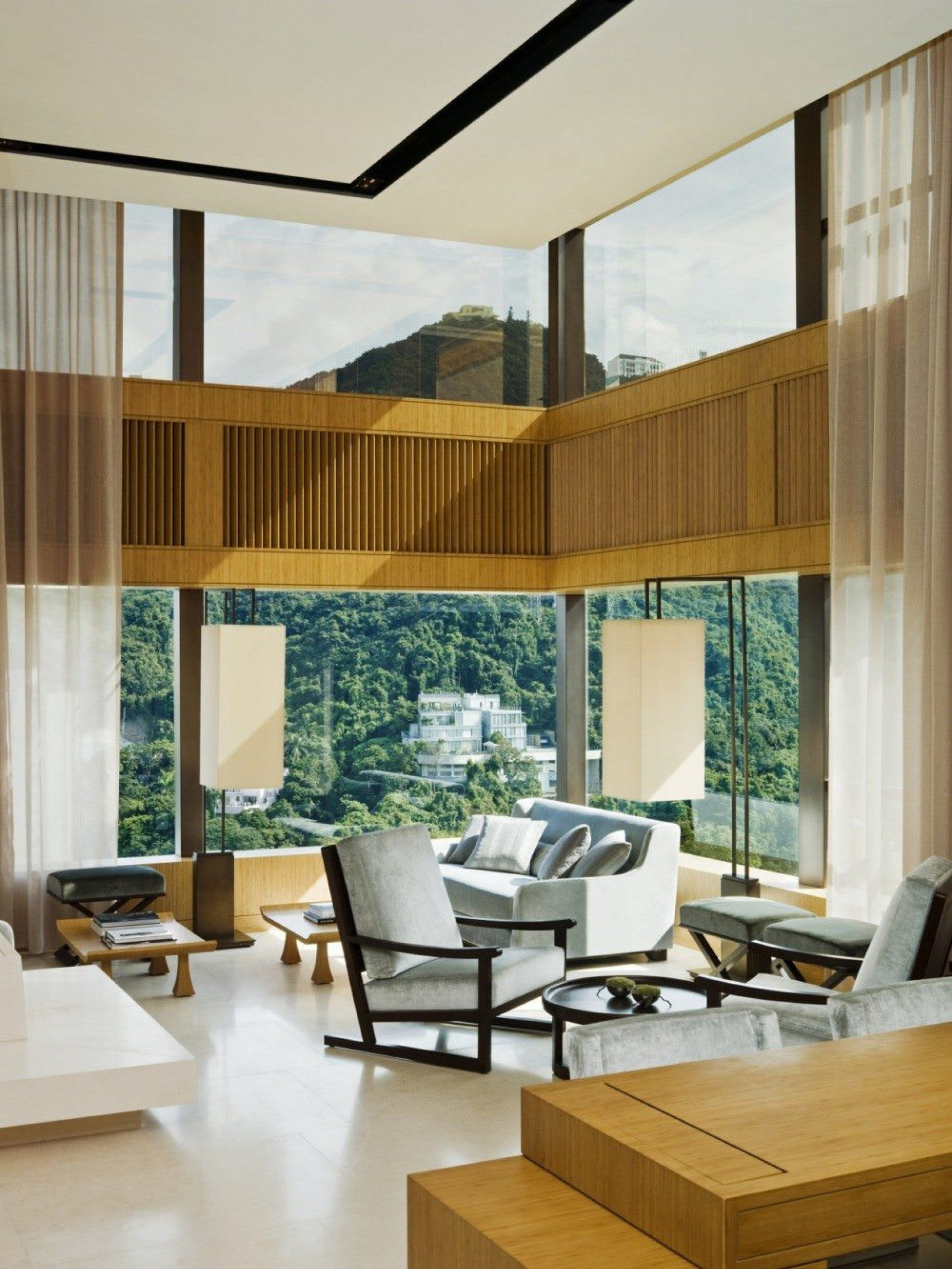 The Upper House – the definitive luxury living hotel in Hong Kong