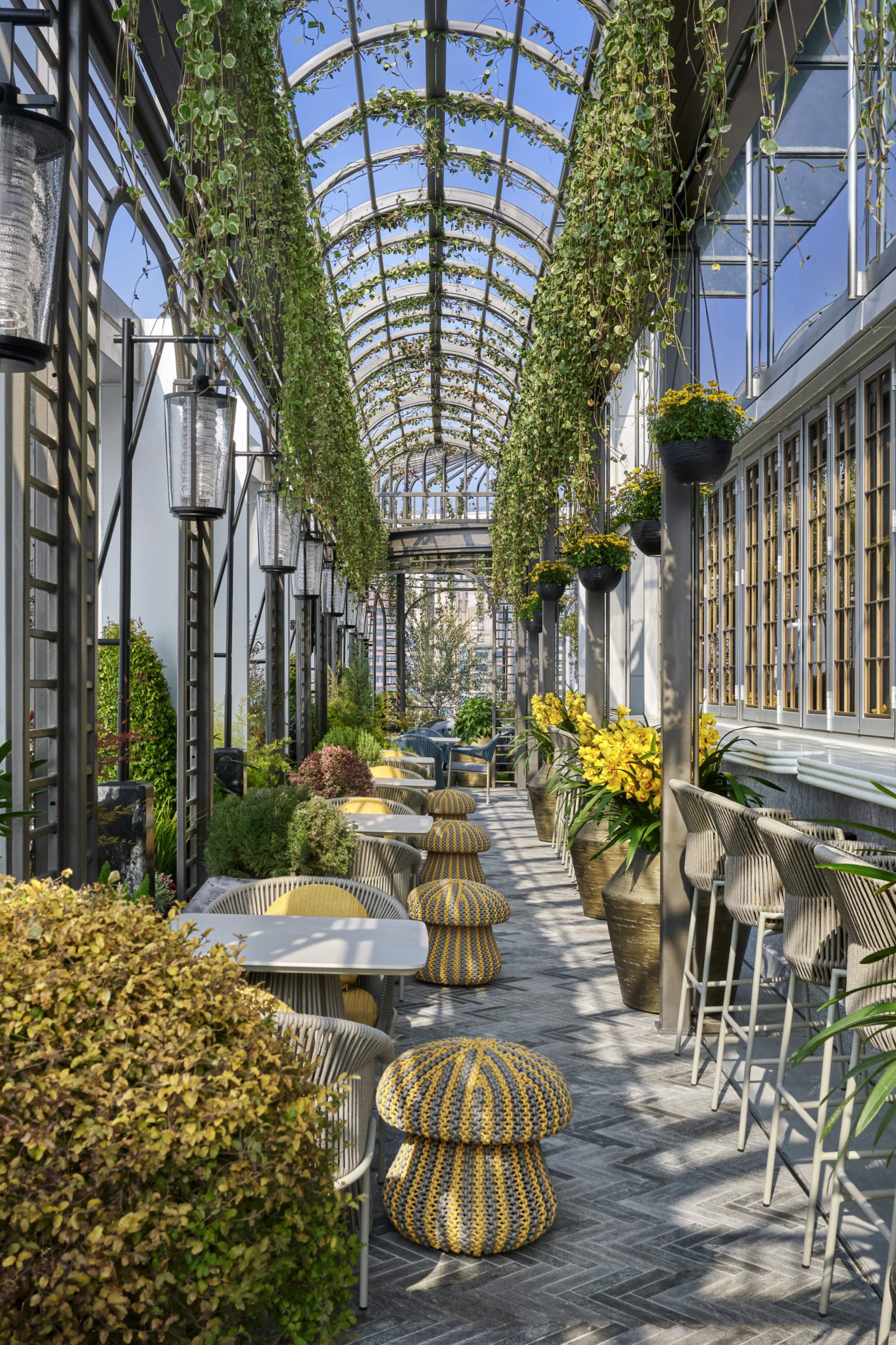rooftop bar at andaz shanghai