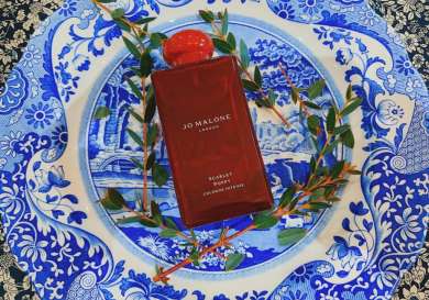 Scarlet poppy red jo malone.