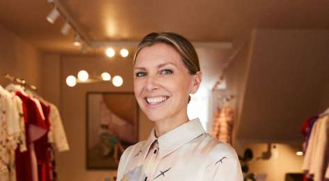 Headshot of suzannah crabb.