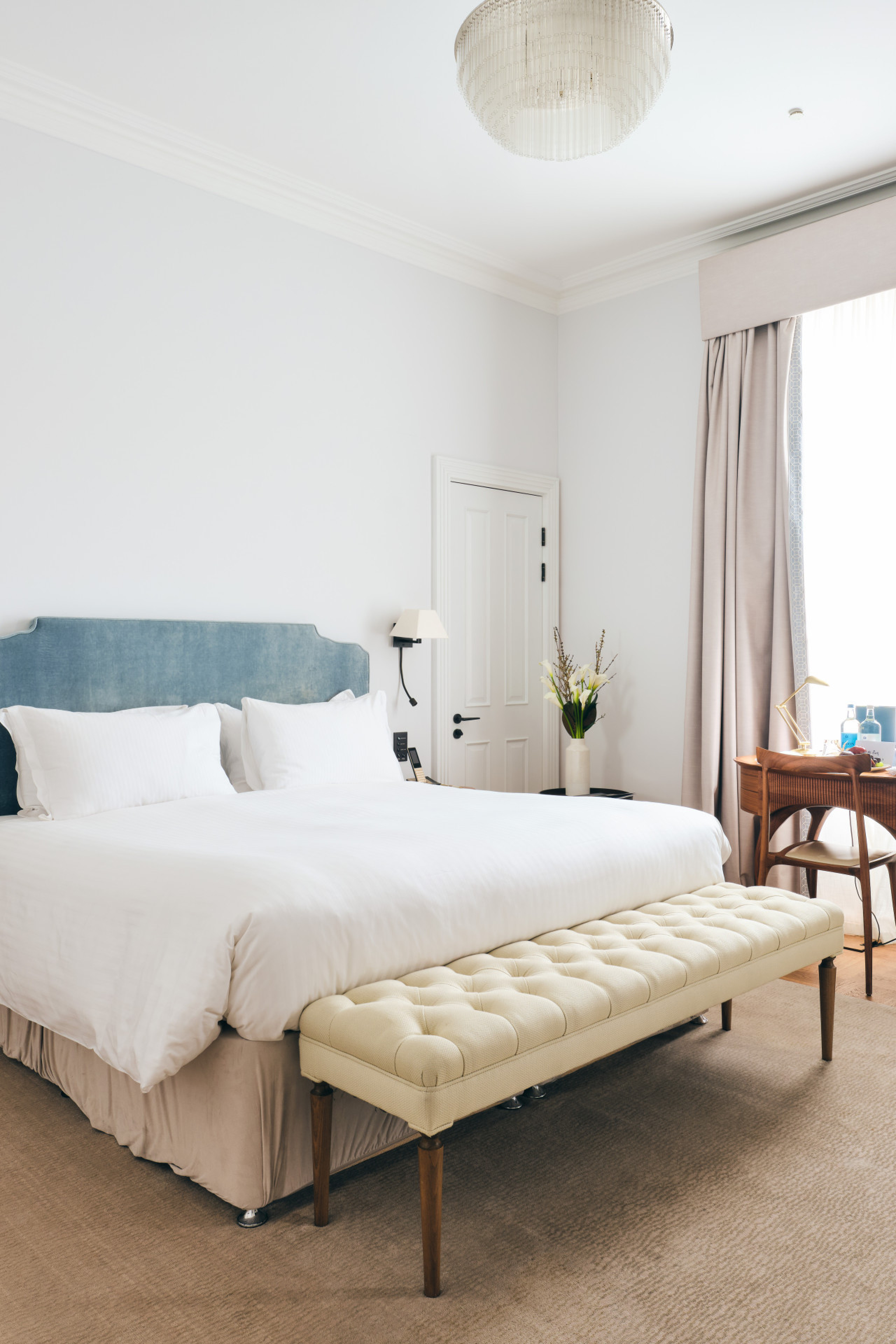 bedroom inside adria hotel, kensington